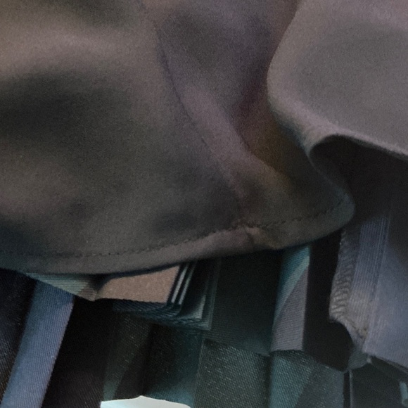 Talbots Black Green and Navy Tartan A-Line Pleated Skirt - Picture 8 of 8